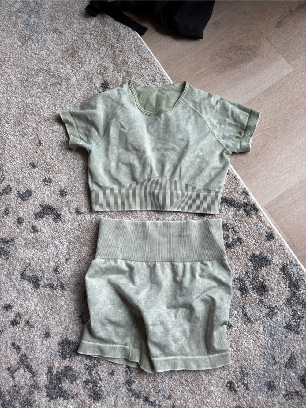 Seamless Light Green Workout Set - Crop Top & Shorts